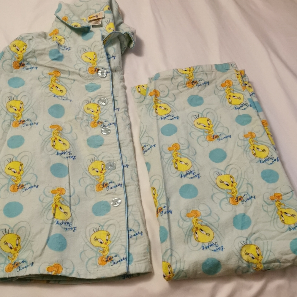Love Tweety pajama set